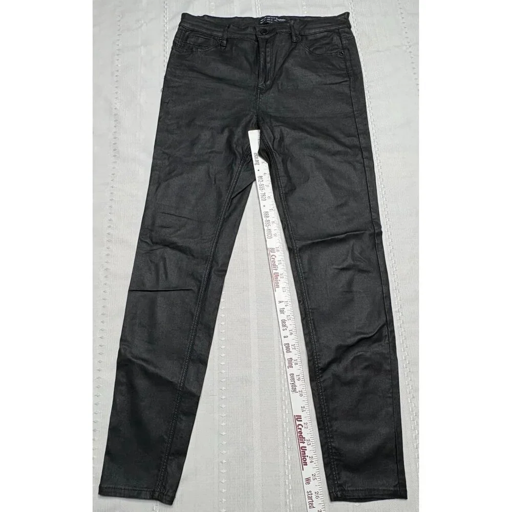 Stradivarius Women's Size 10  Black Coated Denim Jeans Pants Viscose - Picture 3 of 10